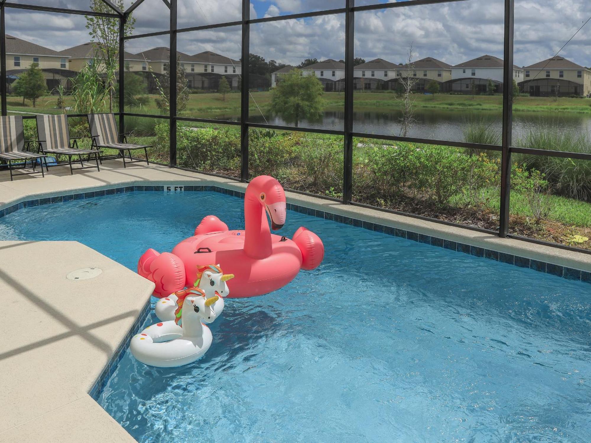 Waterfront Brand New Modern Luxury 8 Bedroom Pool House! Sleeps 16 키시미 외부 사진