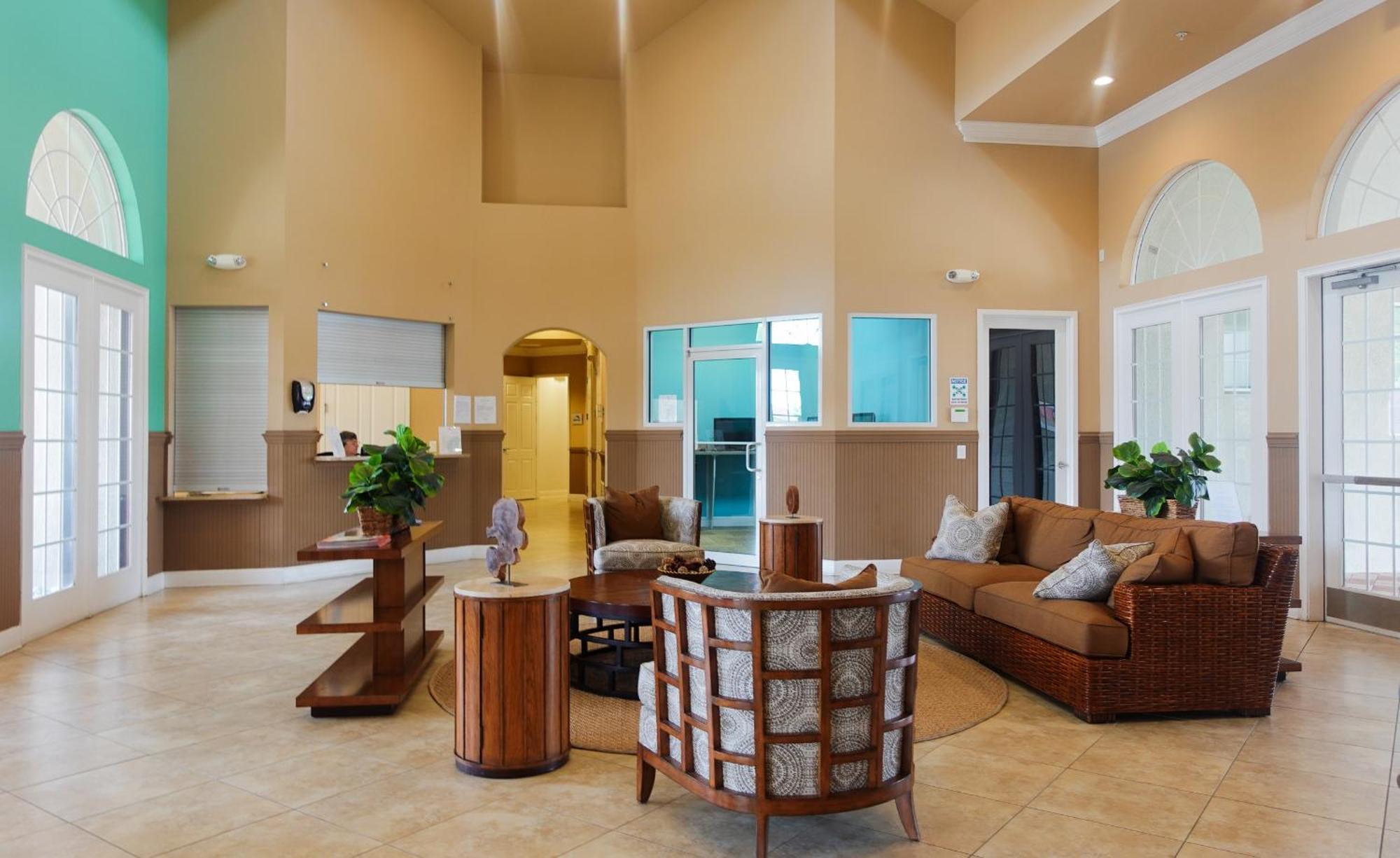 Waterfront Brand New Modern Luxury 8 Bedroom Pool House! Sleeps 16 키시미 외부 사진